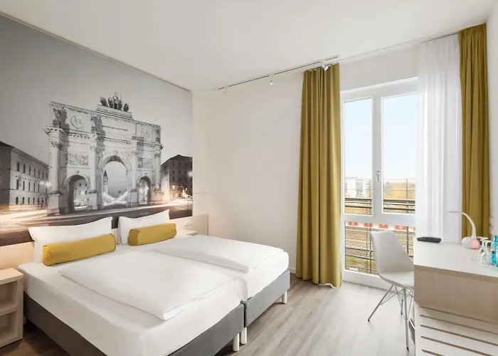 Super 8 By Wyndham Munich City WestSporthotels